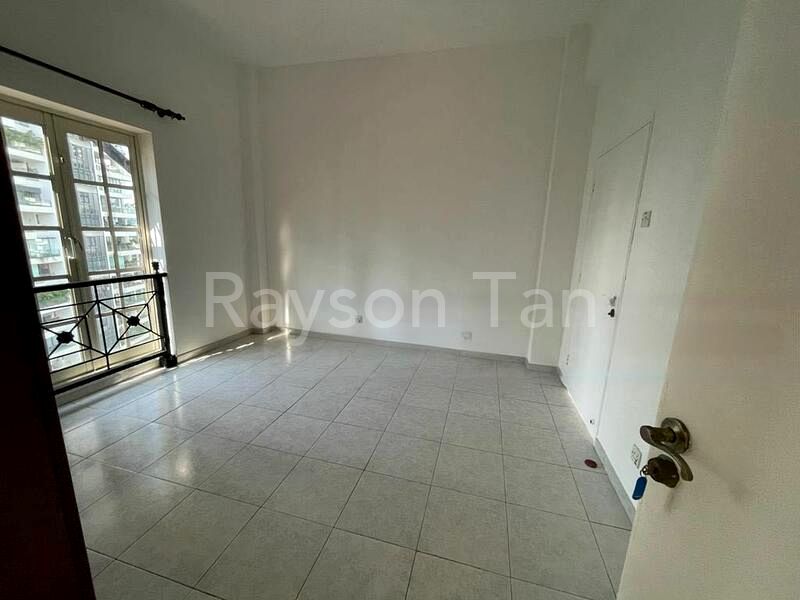 4 Bed Condo for Rent in  Wilmer House - Image 4